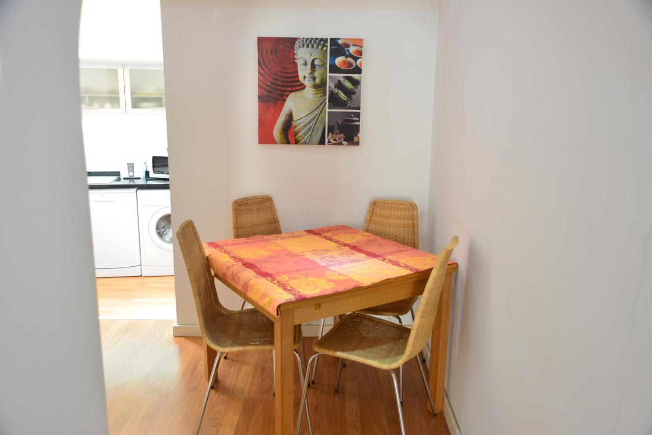 Chiado/Carmo Apartment *